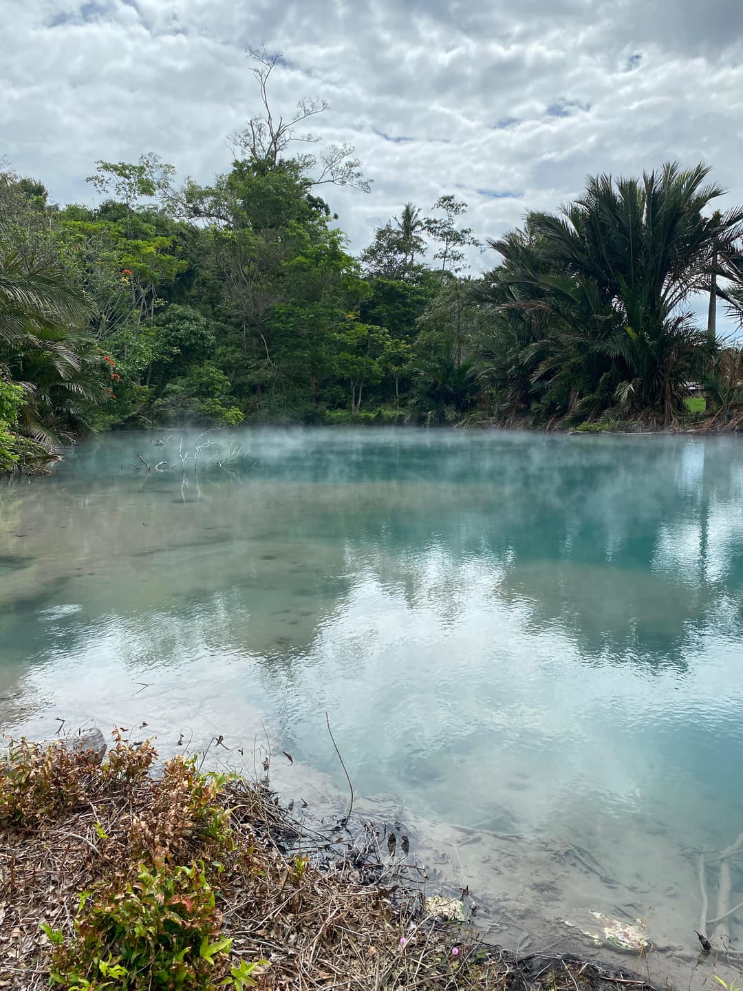 Pemandian Air Panas Ranolewo